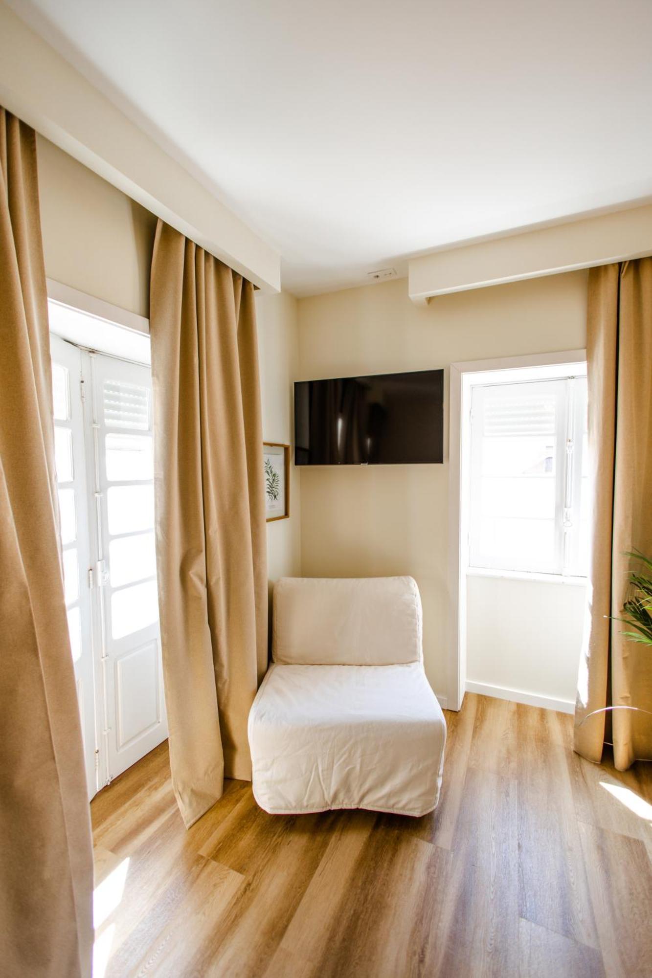Bed & Breakfast Coast Surf House 3*